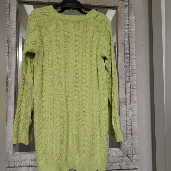 Lovers + Friends Gio Sweater - Picture 8 of 11